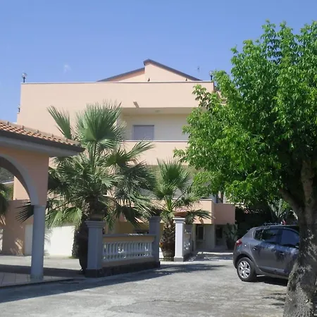 Appartement Laura-8 By Interhome